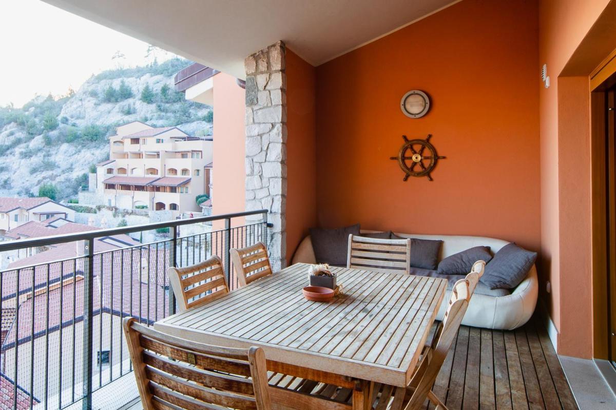 Portopiccolo Avolare Apartments In Borgo - Beach Included Sistiana Room photo