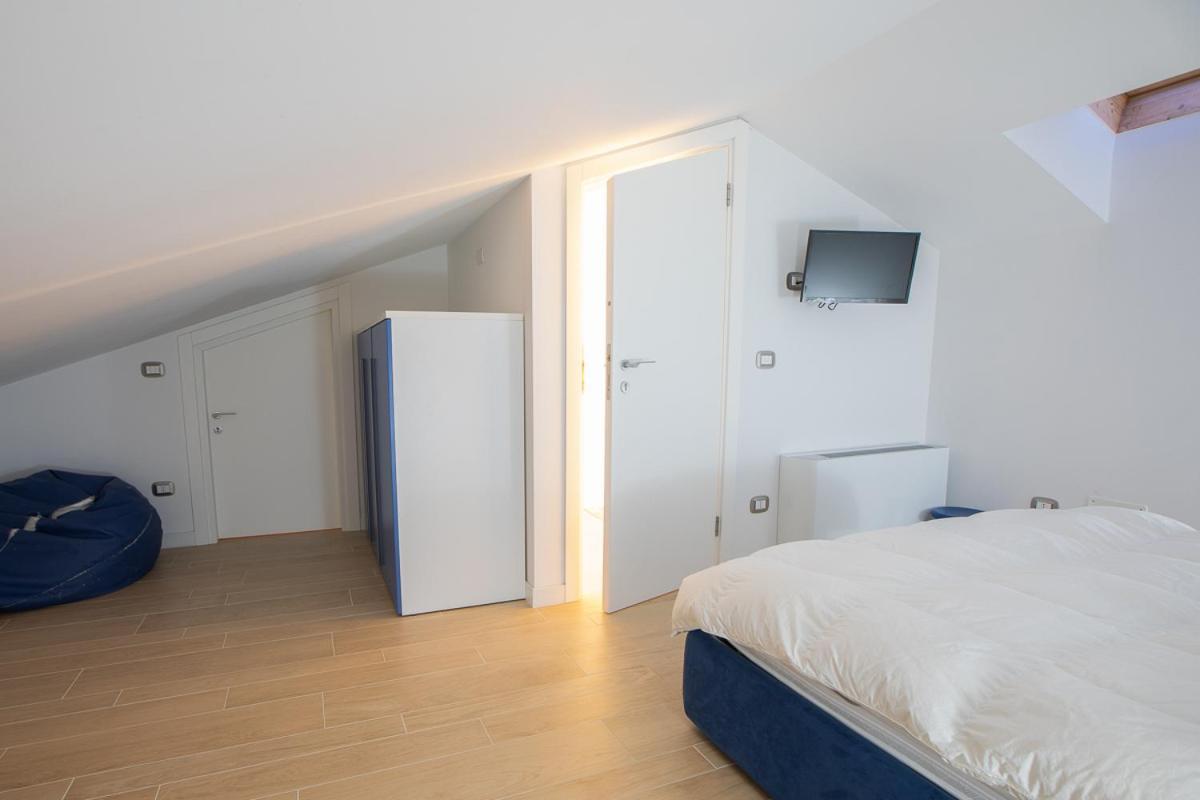 Portopiccolo Avolare Apartments In Borgo - Beach Included Sistiana Room photo